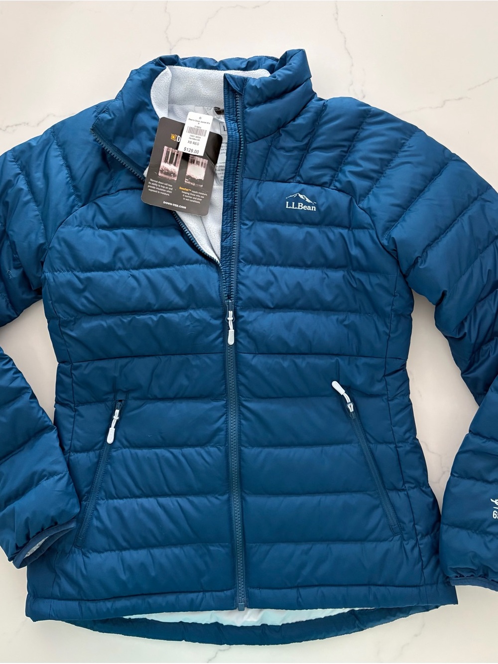 L.L.Bean Bean Womenās XS 650 Down Hooded Jacket lightweight, water & wind NWT
